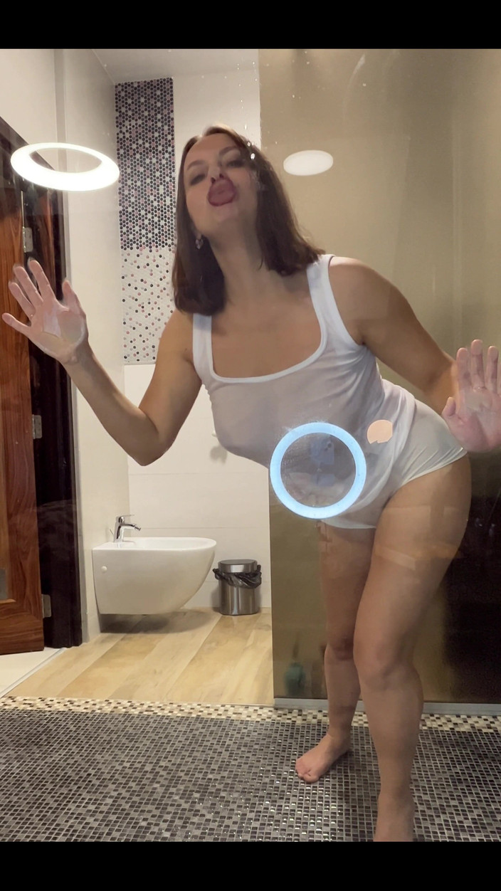 Crypto Mommy: Aku jadi onar saat orang-orang menontonku diam-diam