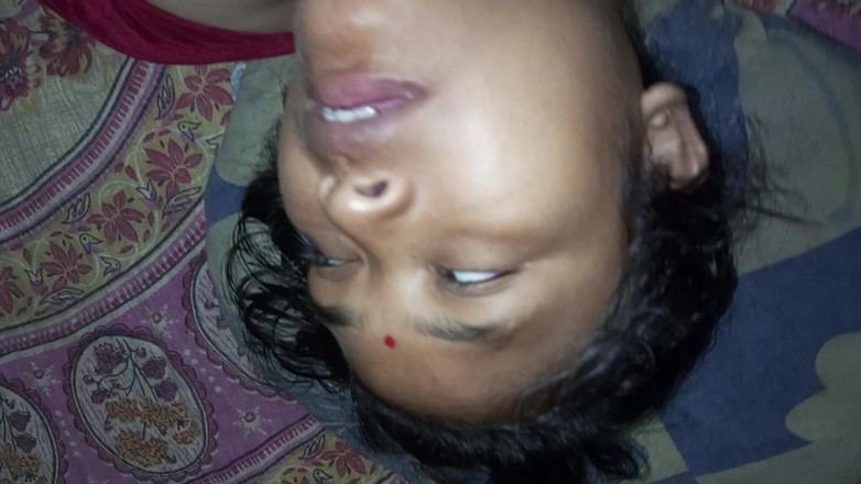 Mridulmadhu: 아침에 배다른 여동생과 섹스 그녀는 매우 놀랐지만 상관없어 - 가족 도움