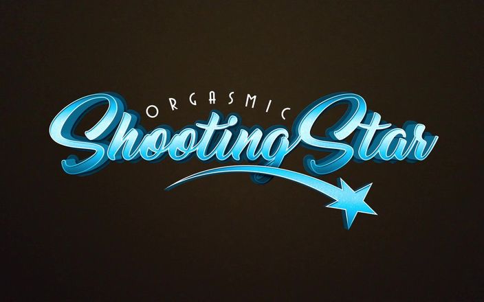Shooting Star: Compañero de piso atrapado masturbándose, preñada en trío