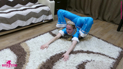 Gymnastic: Erotic blue dream