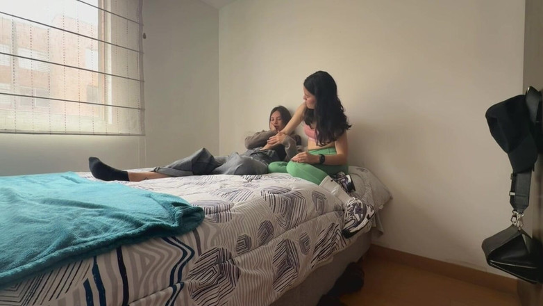 scarlettandc: Ти не уявляєш, як мені збуджує, коли я трахаюся з лесбійкою