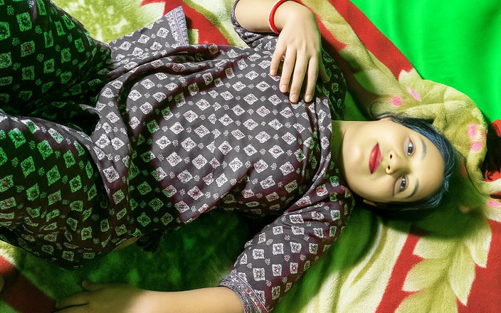 Meerut: Desi x fidanzata piccola figa cazzo grosso cazzo, prima volta...