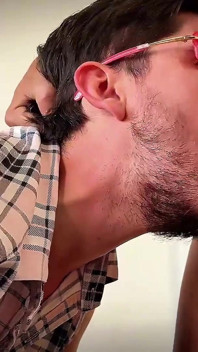 Peachboy šuká těhotný zadek plný mléka Submisivní sissy