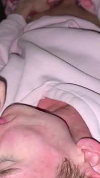 Mio figlio sa deglutire, senza censimento.