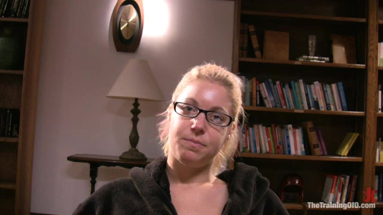 The Training of O by Kink: Szkolenie Holly Stevens Day Three
