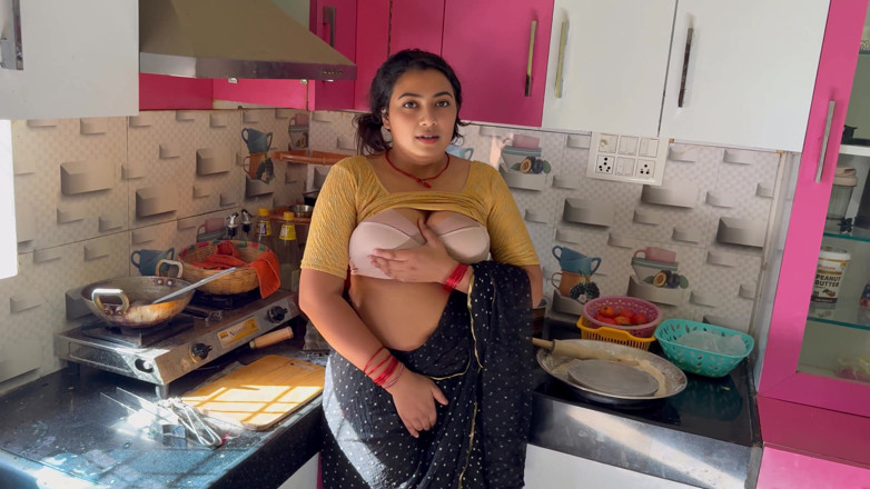 Hotty_ragini: Stepsister Needs My Help to Go to the Water Park...