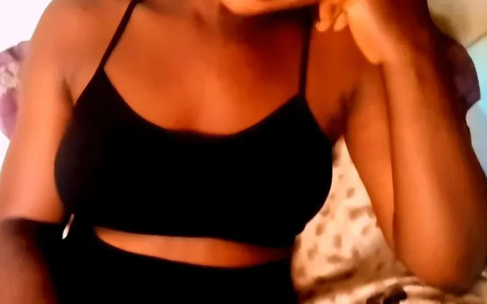 Judithxxx: Looking Any Available Neighbors to Cum Me