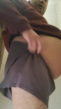 Fat Man Urine and Ass