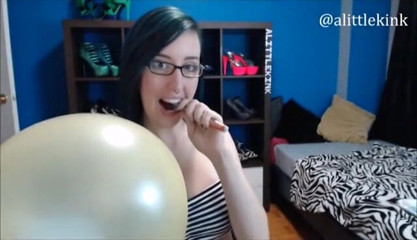 Miss Faith Rae: Nyepong balon
