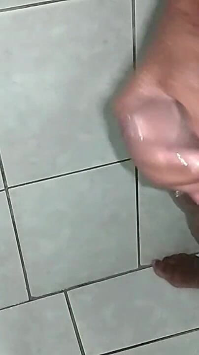 Jerking off at Bath #3 (Rickvjr)