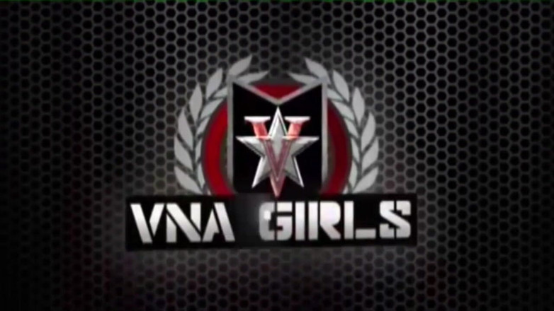 WydeSyde By Sara Jay: Sara Jay en Austin Taylor, 2 blanke meiden en 2 zwarte pikken