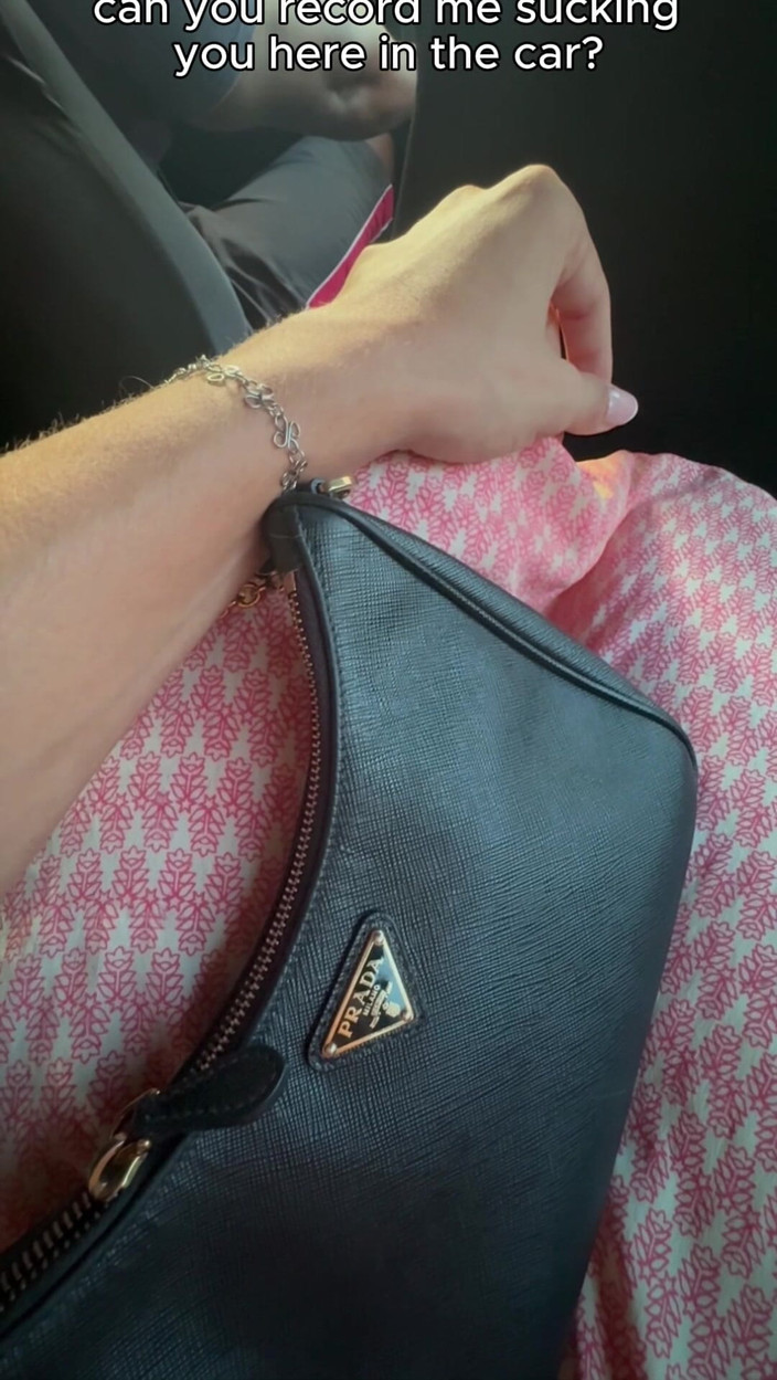 Agatha Lyra: Uber Safado Masturbasi Padaku Sampai Aku Cum.