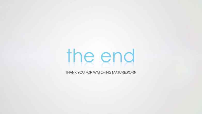 Mature NL: Babcia Katalina dostaje palcami i więcej przez gorącą młodą lesbijkę...