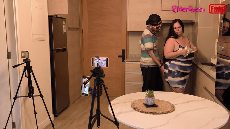 Riderqueen: Stepmother Seduced by Daring Stepson, Video for Fans