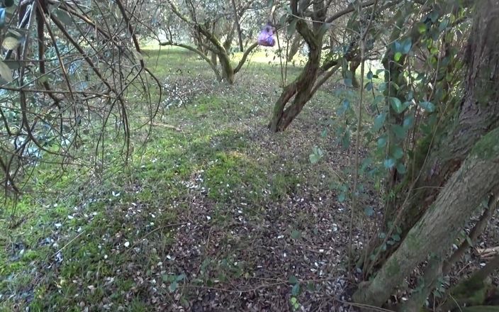 Waldemaria: Hot Body 18 Teen Gets Fucked in the Fruit Forest - Outdoor...