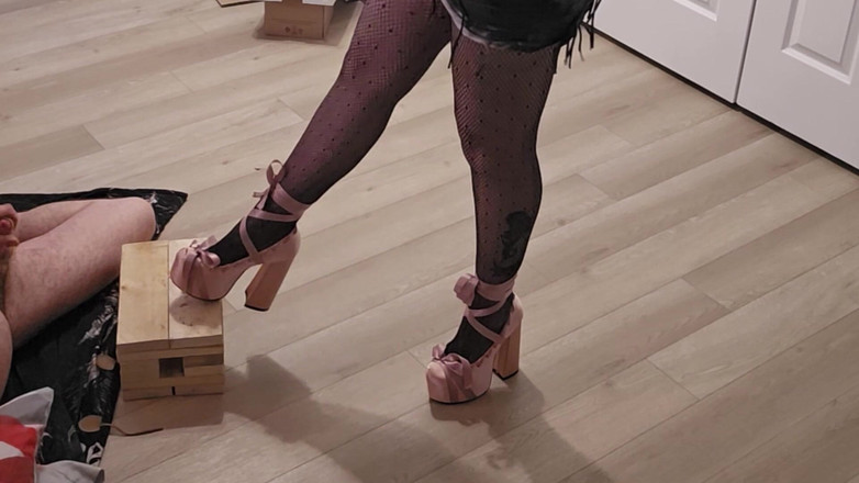 Miss jj chose: 与平台玫瑰的鞋交