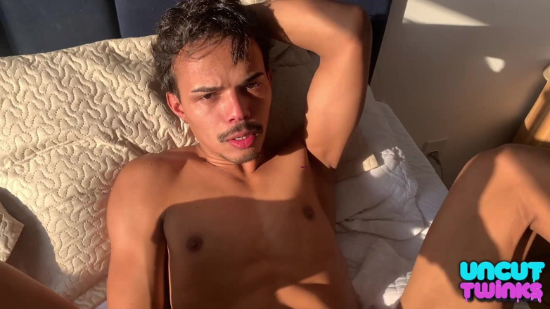 UncutTwinks: Younger Gay Twink Fucked Raw! Older Guy Fucks Tiny Twink
