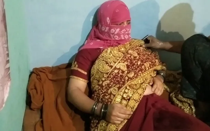 Gulaab: Dirty Talk Bhabhi and Making Some Progress by Sex