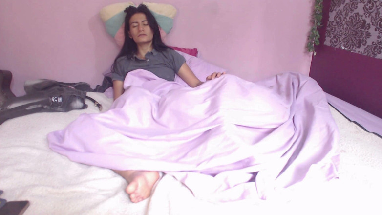 fiesta_porno: Ragazze che giocano a succhiare e schizzare in faccia