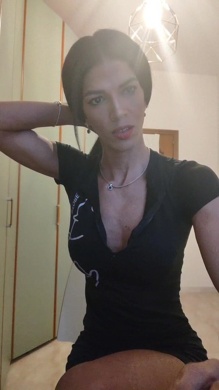 Tsdanisantos1: Dancing in My Lingerie