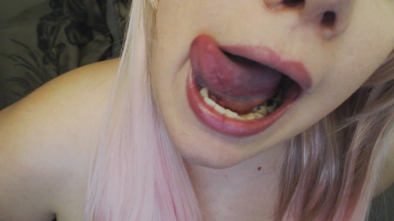 Scarlet Vixen: Fetish lidah blonde panas