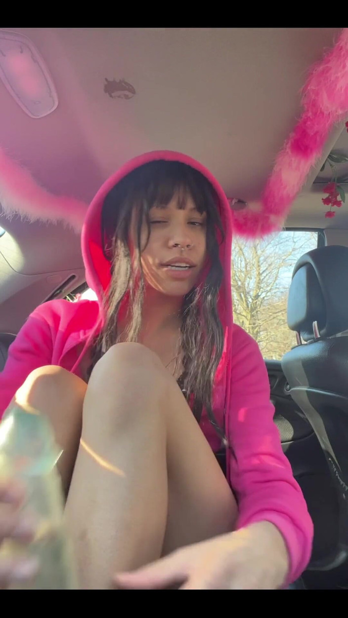 theunholychi: Spogliarello fuori gli stalking