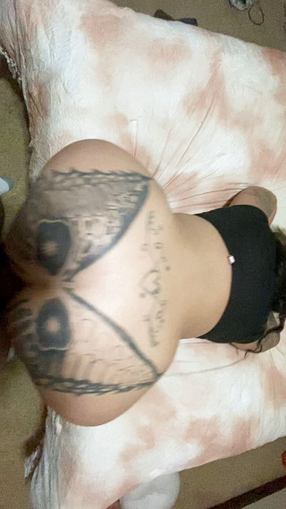 MzKiTTy91: Büyük azz pawg orta yaşlı seksi kadın arkadan çekimler