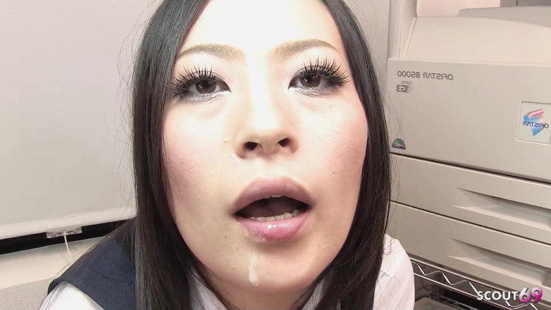Asian porn collection: Hubená asijská sekretářka Mai dává šéfovi necenzurované kouření
