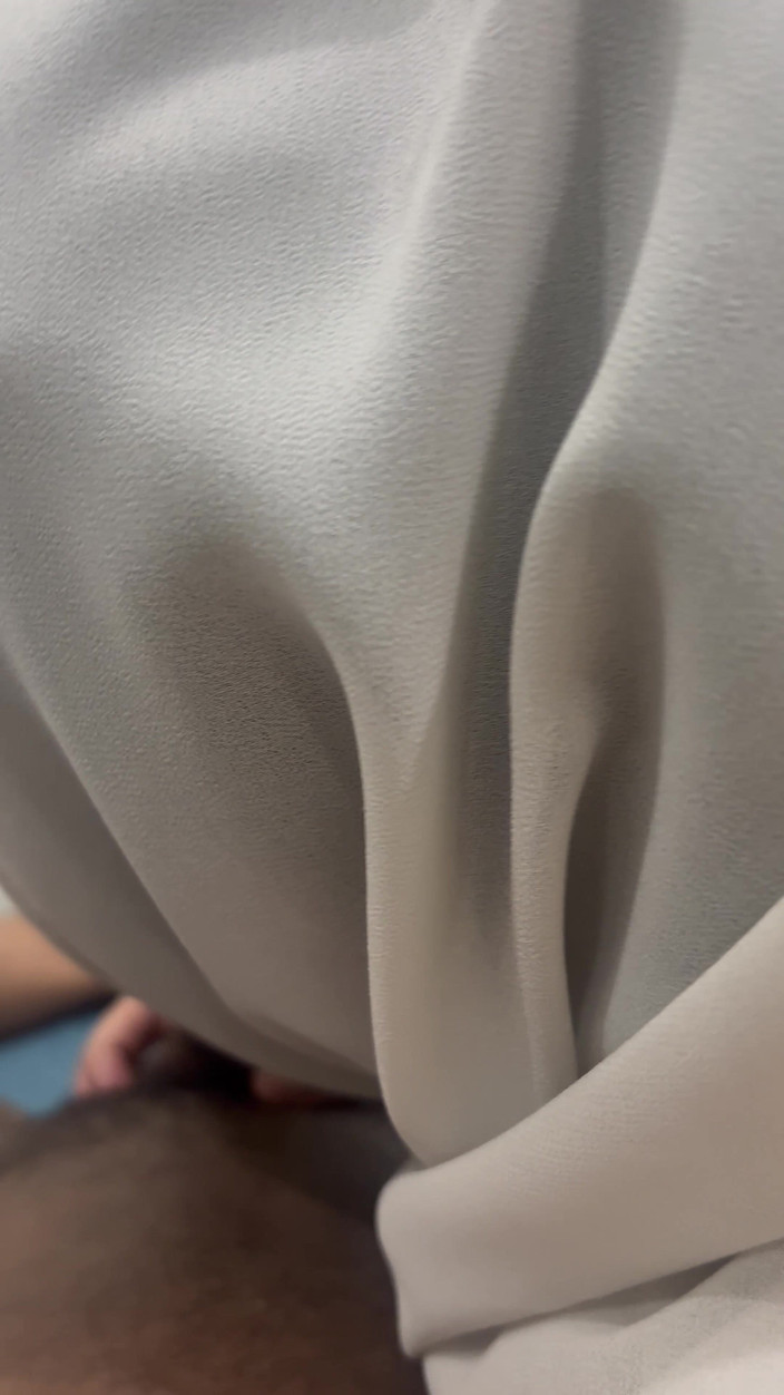 Mommy Puchong: Bú cu của bạn trai của ai đó cho đến khi anh ấy...