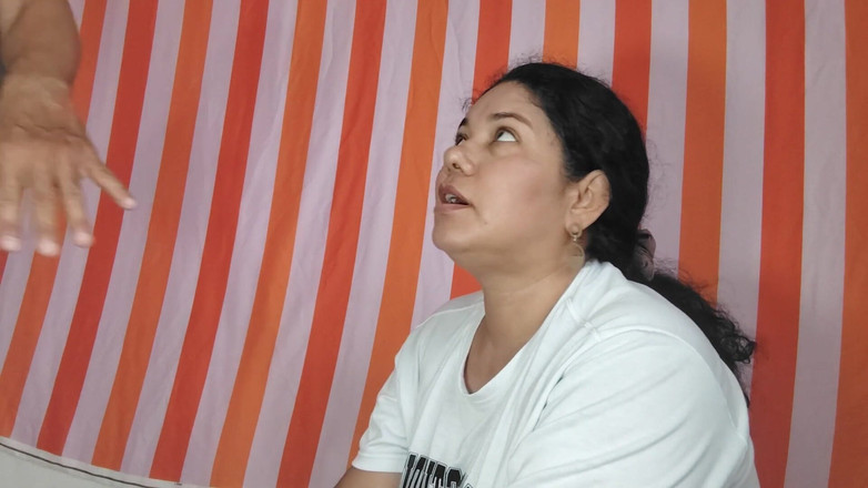 Valkyrieandluigy: Wanita cantik deepthroat