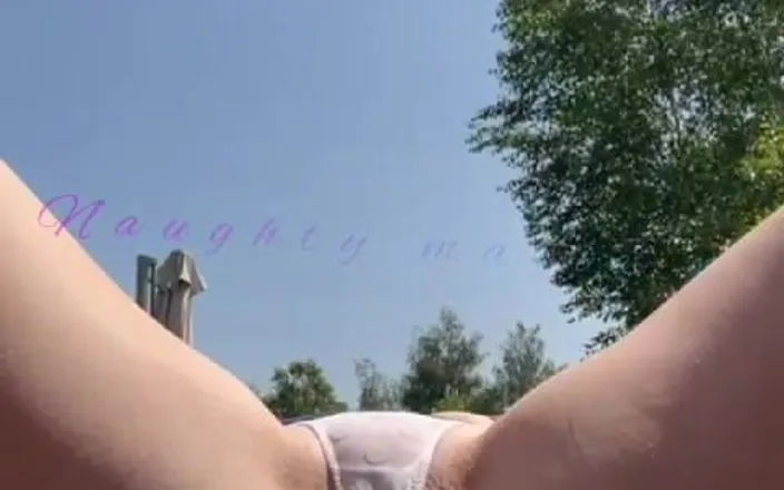 Marie X: Public Pussy Play