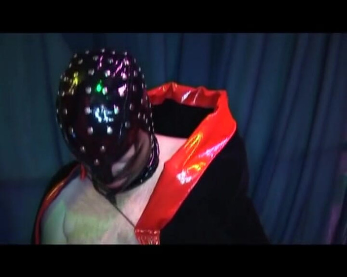 Deutscher hardcore: Pelacur Jerman bertopeng lagi asik ngentot bdsm hot