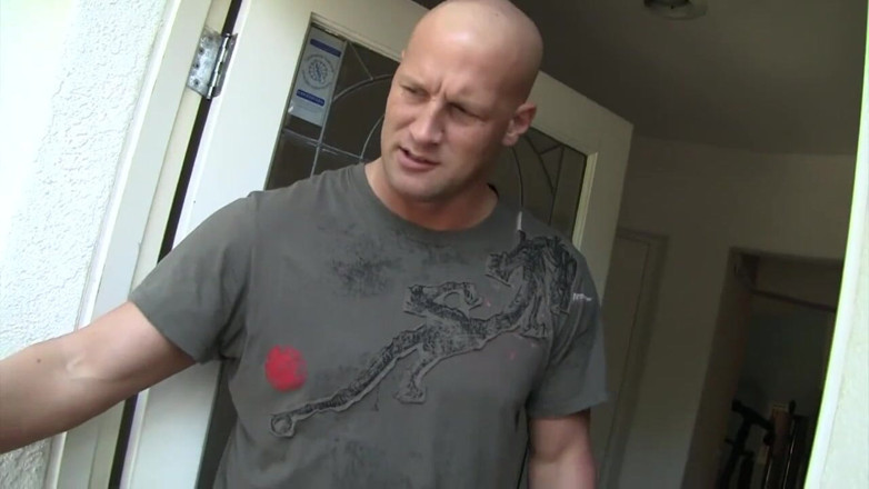 Busty X: Toket raksasa untuk kontol besar asli...