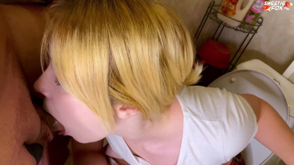 Sweetie Fox: Stepbrother burst into the toilet and facefuck college girl - cum...
