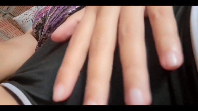 Yulieth Gomez: 나는 내기를 잃고 내 가장 친한 친구에게 비디오를 보낼 수 있습니다.