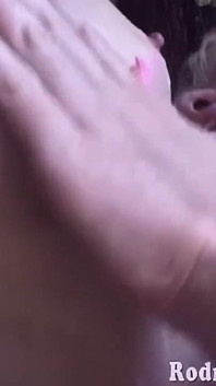 Vedete porno din anii 90 se fut în echipă cu împărțirea pulei și spermei! Anita și Alex