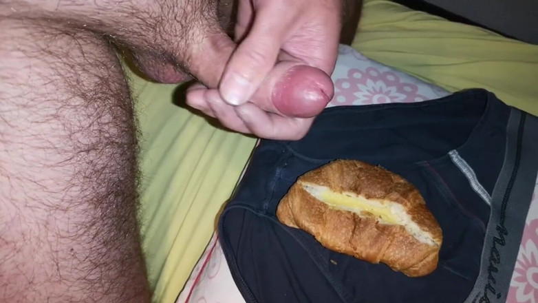 Cicci77: New spermatic breakfast for Cicci77