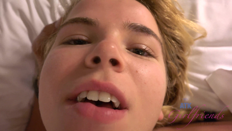 ATK Girlfriends: Virtuální dovolená