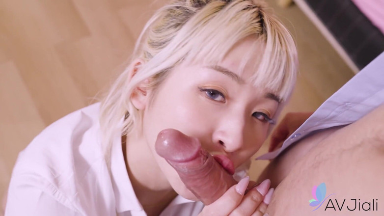 AV Jiali: 잘생긴 세일즈맨과 섹스하는 핫한 대만 상업 모델