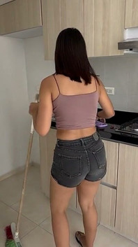 Sexo Real Casero Con Sexy Mujer Latina De Enorme Culo Le Gusta Cabalgar Una Enorme Verga Morena Llena De Leche