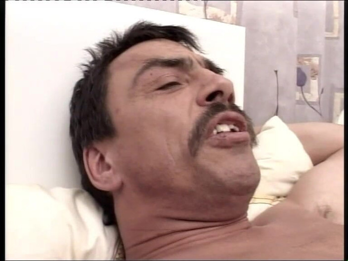 DEUTSCHE AMATEUR: Scandalo Famigliare - Epizoda 2