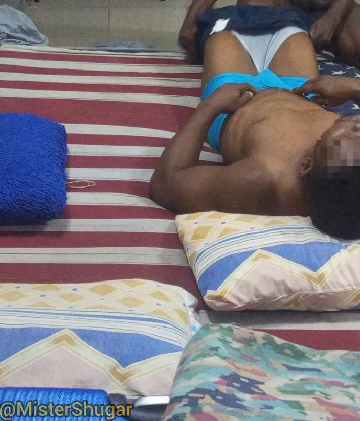 Mister Shugar: Frotting dengan kawan gim saya