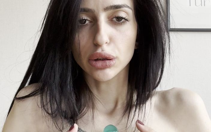 silicone_brunette: Kongkek doggy