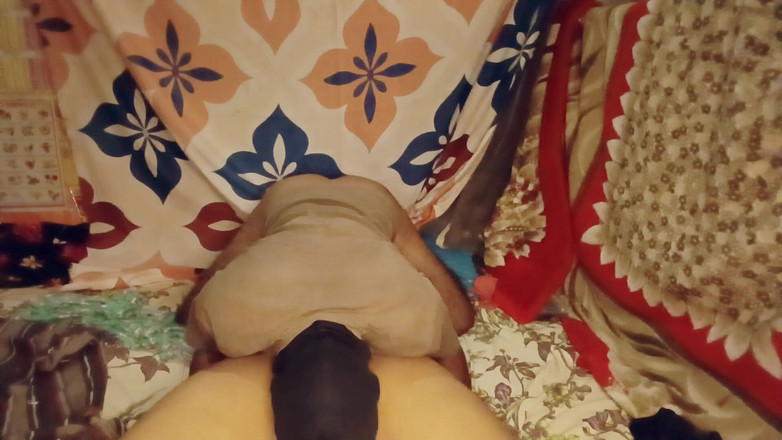 Poojakabir: 데시 마을 이모 생일 축하합니다 1부