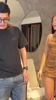 Amica Di Lavoro Dipendente Dal Sesso Scopa E Succhia Il Cazzo Del Mio Ragazzo Nerd, Il Mio Primo Ménage a Trois