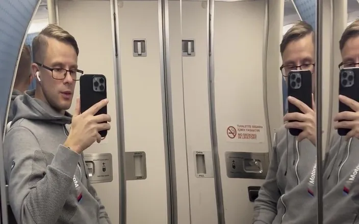 GayDuplo: First Batch of Smaller Videos! Jerking off on Plane the...