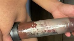 Greedy truck: 작은 자지로 내 새로운 페니스 펌프 테스트