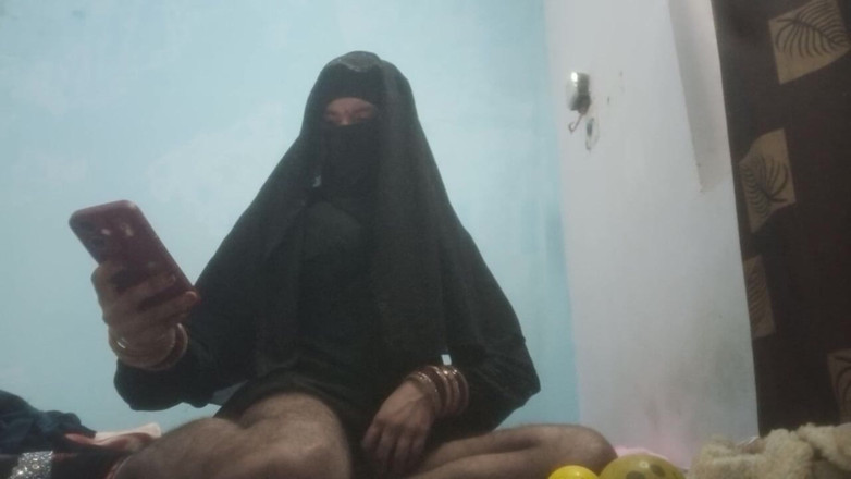 Urvashipatil123: bhaartiy krosadresar seksi vidiyo reshmi nakaab.
