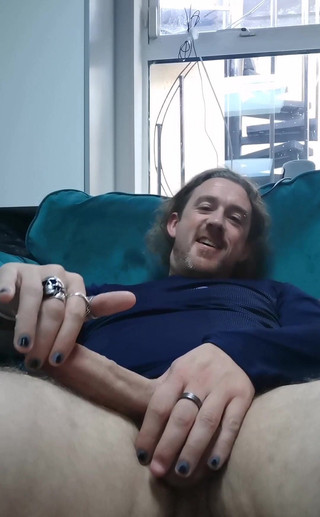 Dirty Talking Guy: Hiç uyanıp bütün gün azgın olduğun o günler oluyor mu?