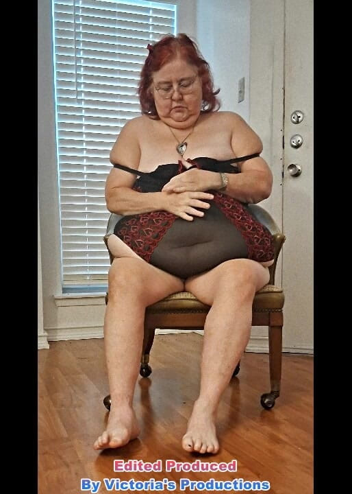 BBW nurse Vicki adventures with friends: BBW Mature Redhead Nurse Vicki Models Lingerie